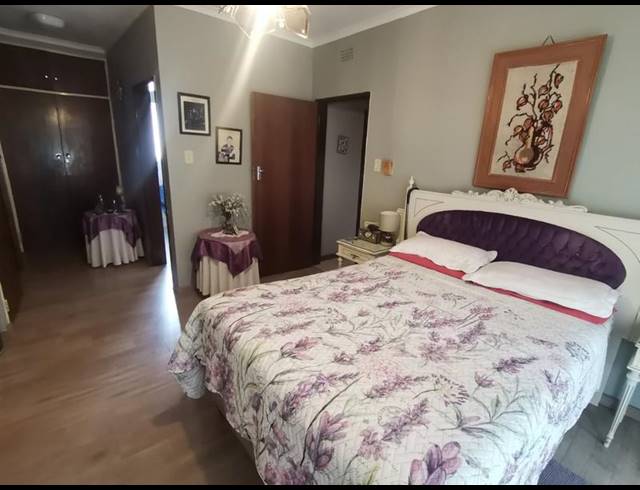 4 BEDROOM HOUSE FOR SALE IN VANDERBIJLPARK SE 3